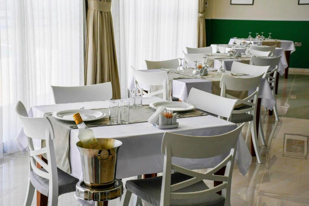 Mimoza Beachfront Hotel & Restaurant Famagusta (Northern Cyprus) Buitenkant foto