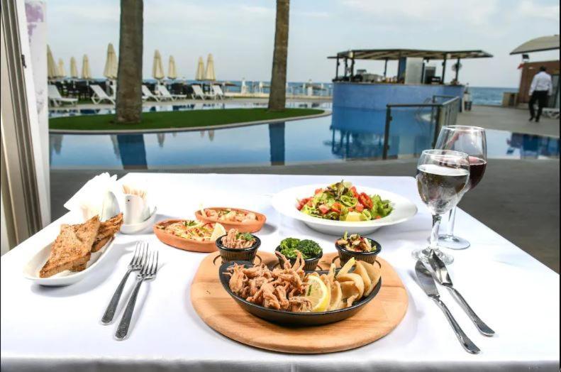 Mimoza Beachfront Hotel & Restaurant Famagusta (Northern Cyprus) Buitenkant foto