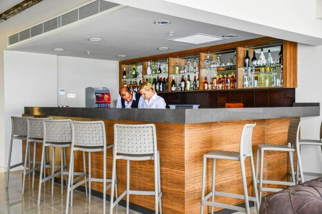 Mimoza Beachfront Hotel & Restaurant Famagusta (Northern Cyprus) Buitenkant foto